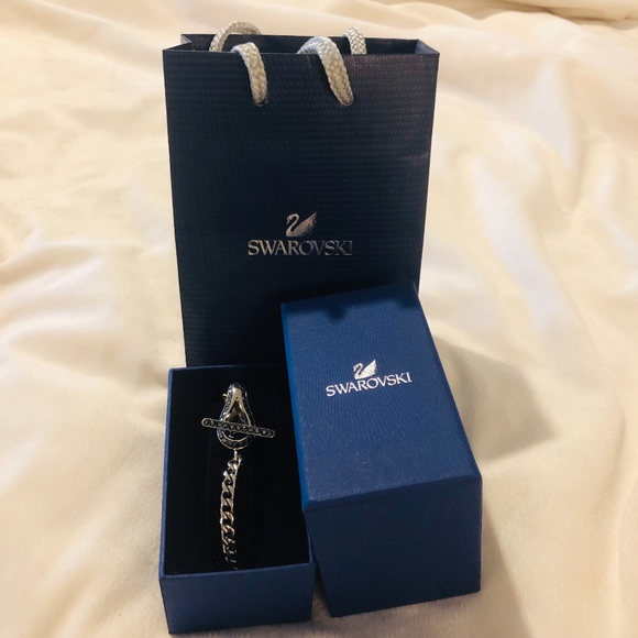 SWAROVSKI Necklace - Black Crystal Closure/Pendant - Picture 8 of 8